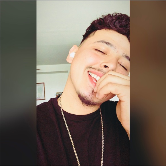 Profile Picture of Raymond Ayala (@savagexray) on Poshmark