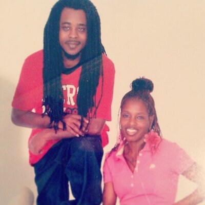 Profile Picture of Vicky S Branch (@branchvicky) on Twitter