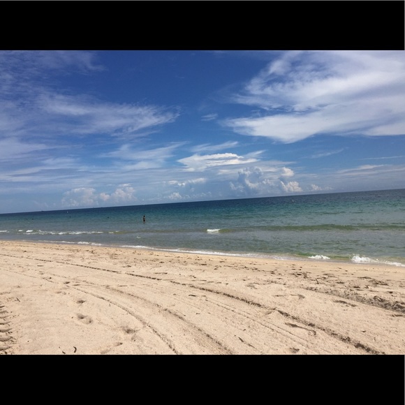 Profile Picture of Paul Eckler (@pce21) on Poshmark