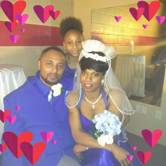 Profile Picture of Crystal Powe (@crystalpowe28) on Poshmark