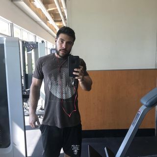 Profile Picture of Ray Falcon (@luwis.falcon) on Facebook