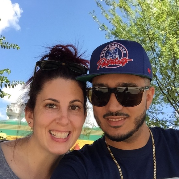 Profile Picture of Mark Perez (@mperez718) on Poshmark