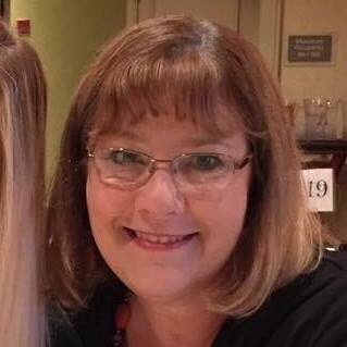 Profile Picture of Cynthia  Davis Hardy (@volcin) on Twitter