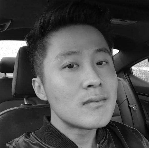 Profile Picture of Bernard Suen (@bsuen01) on Poshmark