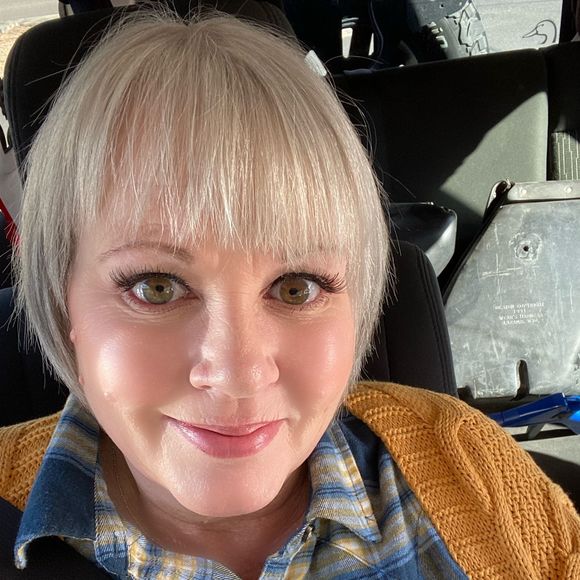 Profile Picture of Christine Kittrell (@christinekittre) on Poshmark