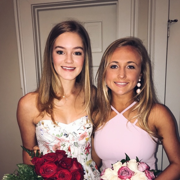 Profile Picture of Olivia Marrus (@oliviamarrus) on Poshmark