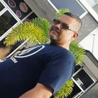 Profile Picture of Glen Bell (@c8d1c8d11d154d6) on Twitter