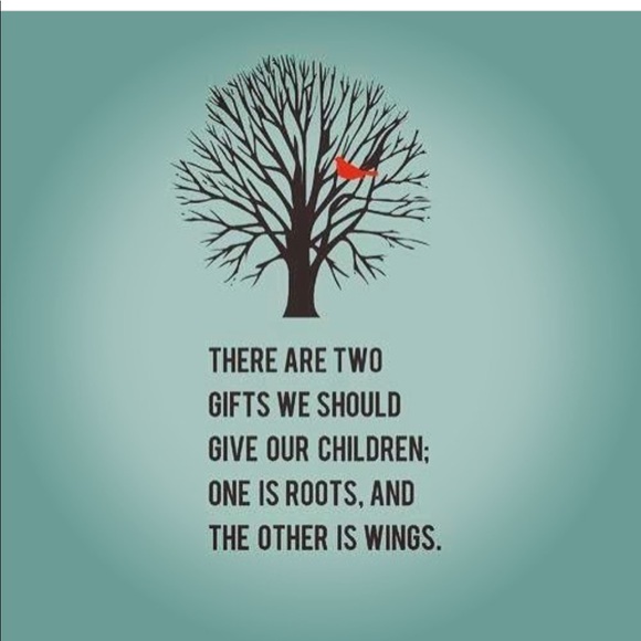 Profile Picture of Guerline Benoit (@uniqueg12) on Poshmark