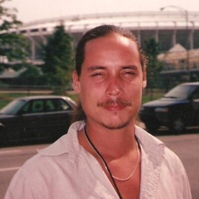 Profile Picture of Dennis Goldberg (@FreeCandy69) on Twitter