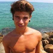 Profile Picture of Alec Hudson (@alechudson6992) on Youtube