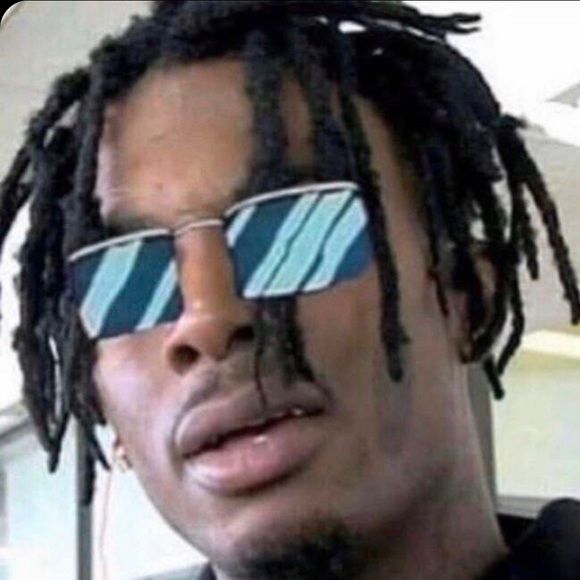 Profile Picture of Jason Lopez (@jason_ea) on Poshmark