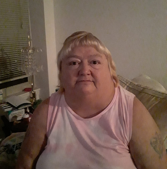 Profile Picture of Barbara Boland (@barbaraboland) on Poshmark
