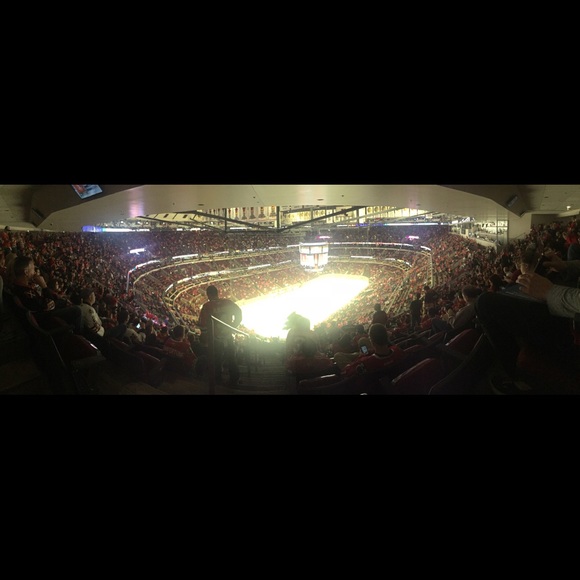 Profile Picture of Mike Mealer (@mikemealer2) on Poshmark