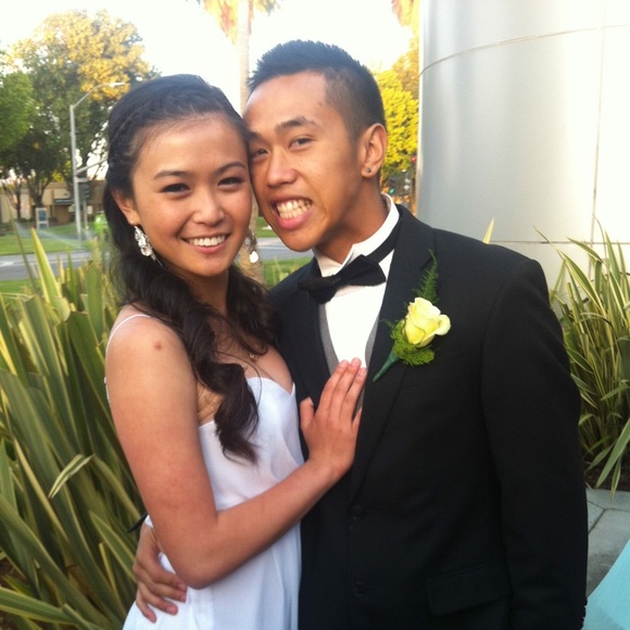 Profile Picture of Jannel Li (@jannelli168) on Poshmark