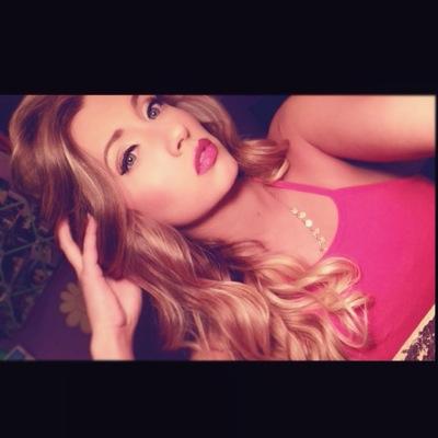 Profile Picture of Johnna Webb (@JohnnaWebb1) on Twitter