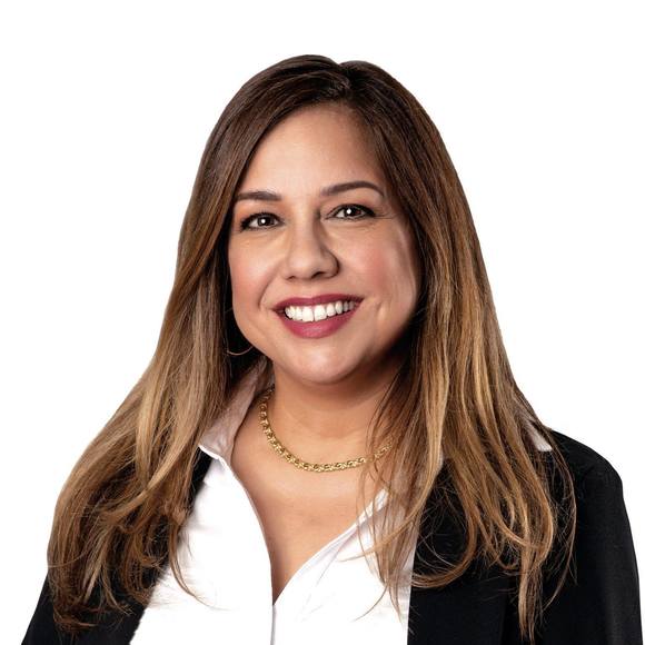 Profile Picture of Stacie Kidwell sandoval (@cubana0070) on Poshmark