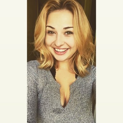 Profile Picture of KMills (@kristirose010) on Twitter