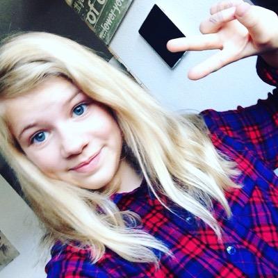 Profile Picture of Carlotta Best (@bestcarlotta04) on Twitter