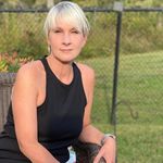Profile Picture of Lynn Cooper Manzi (@lynnmanzi) on Instagram