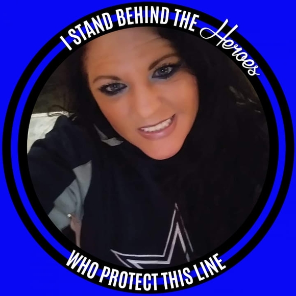 Profile Picture of Cathy Allen (@cathysue_66) on Poshmark