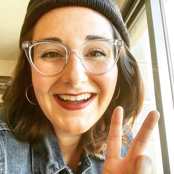 Profile Picture of Megan Schefter (@mschefte) on Poshmark