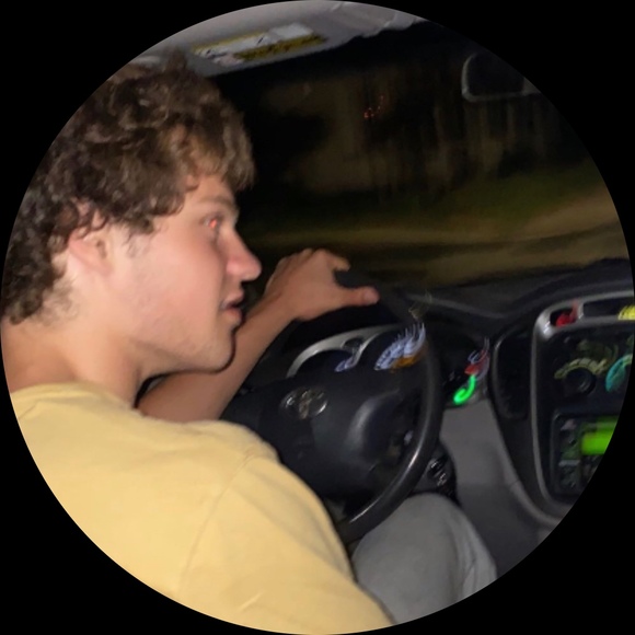 Profile Picture of Brian Lamar (@pleasantswim) on Poshmark