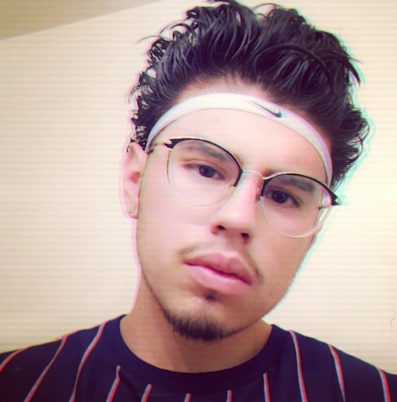 Profile Picture of Lorenzo Zamora (@17lzamora) on Poshmark