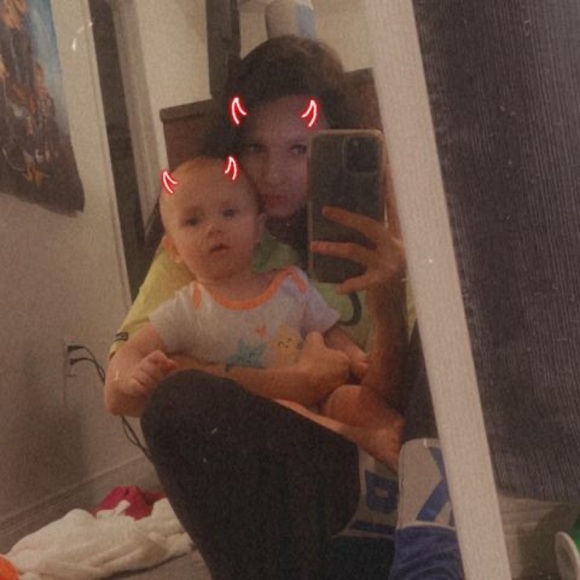 Profile Picture of Dakota Dimonte (@dakota_dimonte) on Poshmark