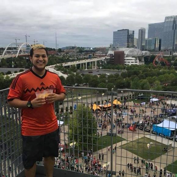Profile Picture of Geovanny Cordova (@govi10score) on Poshmark