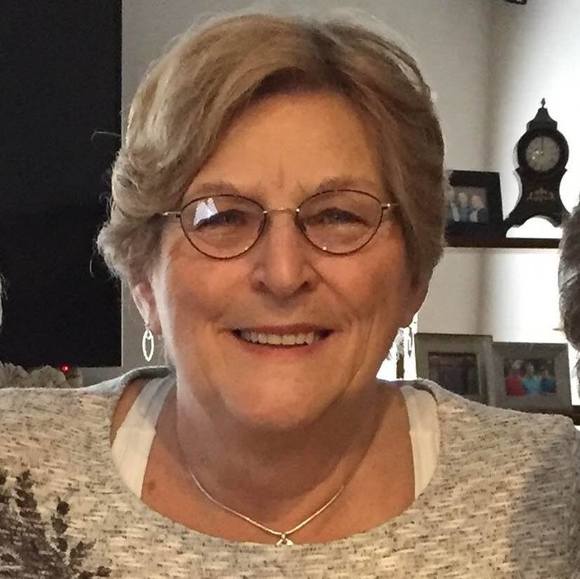 Rita Loufman - Poshmark Profile Picture of Rita Loufman (@jrlouf) on Poshmark