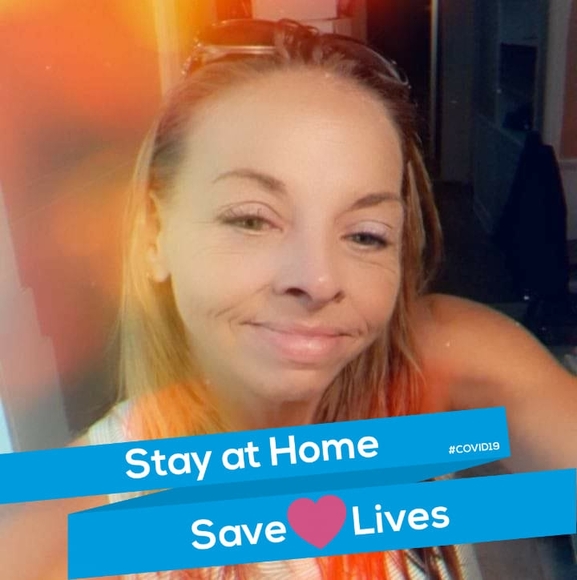 Profile Picture of Tonya Amick (@tonyaamick) on Poshmark