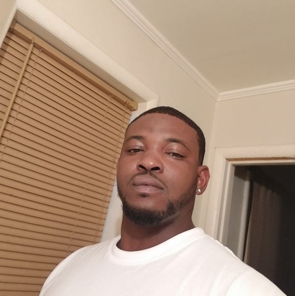 Profile Picture of Gregory Patterson (@gregorypatte551) on Poshmark