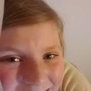 Profile Picture of Amelia Braithwaite (@ameliaemitt9) on Twitter