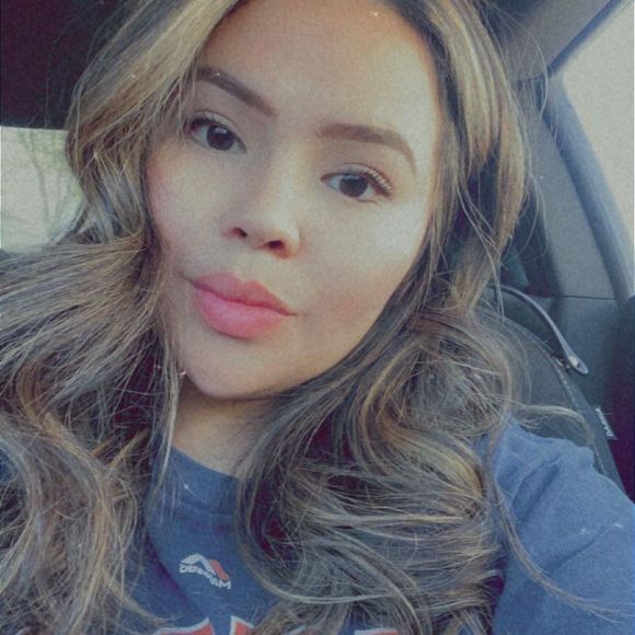 Lucia Del cid - Poshmark Profile Picture of Lucia Del cid (@lucia_delcid) on Poshmark