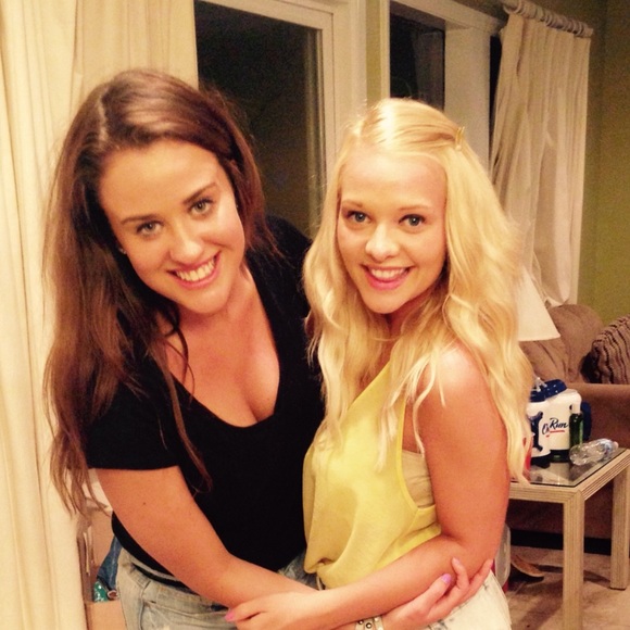 Profile Picture of Kate Pearson (@kap0506) on Poshmark