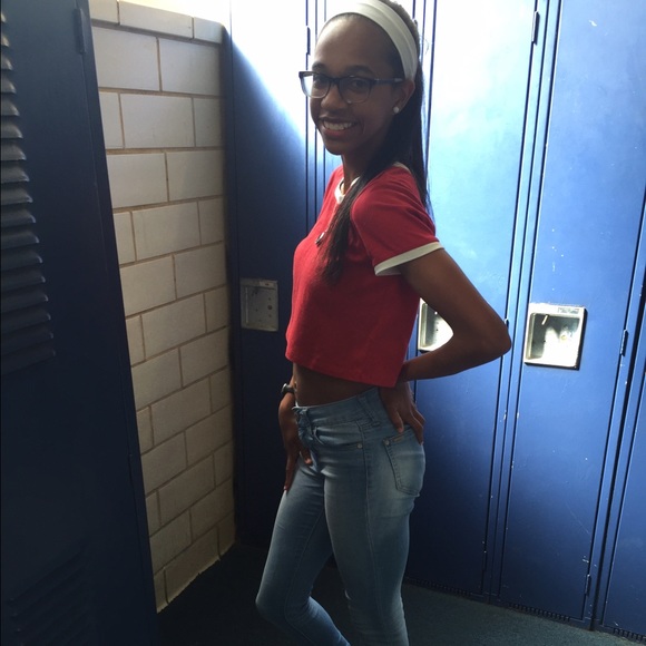 Profile Picture of Ziya Bradby (@littlezee) on Poshmark