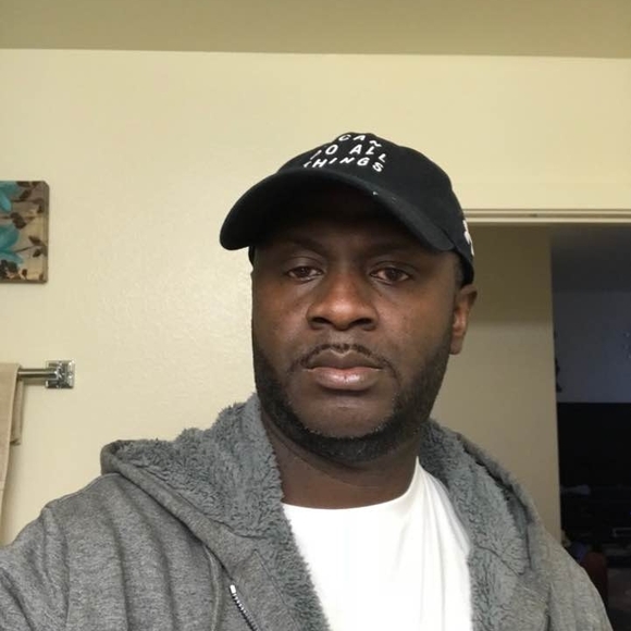 Profile Picture of Benjamin Owusu (@benowusu71) on Poshmark
