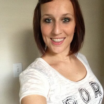 Profile Picture of Julianne Wheeler (@@wheelerjules) on Twitter