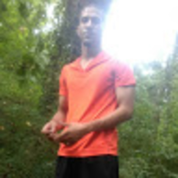 Profile Picture of Michael Seabrook (@msea1985) on Poshmark