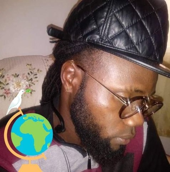 Profile Picture of Gordon Osborne (@osbornegordon84) on Poshmark