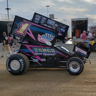 Profile Picture of Joe Burrage (@Pincushion1_10H) on Twitter