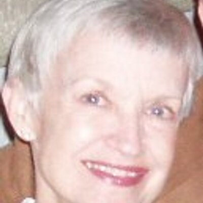 Profile Picture of Dee Randall (@daisyturtle) on Twitter