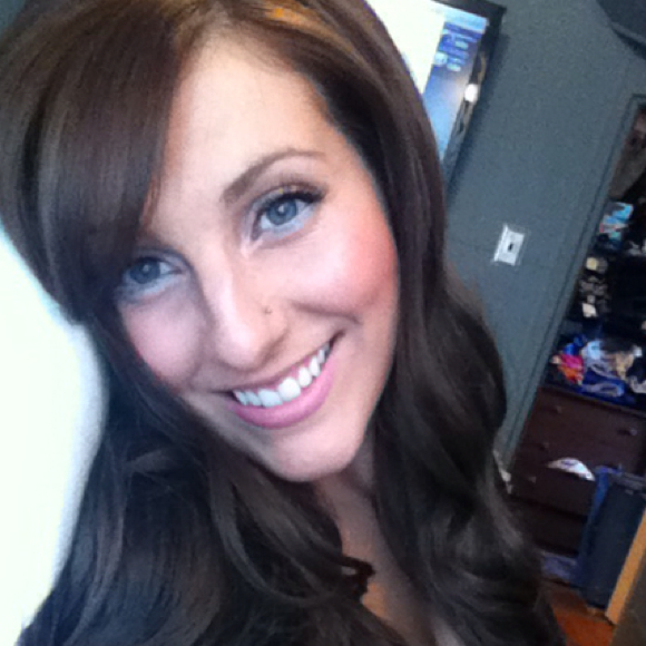 Profile Picture of Erica Prinzo (@ericaprinzo) on Poshmark