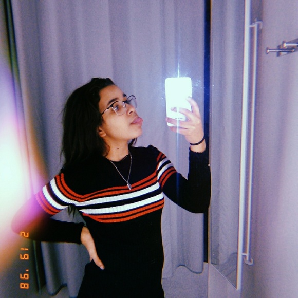 Profile Picture of Jadyn Summarell (@jadyn_summarell) on Poshmark