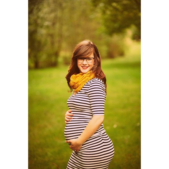 Profile Picture of Crystal Atkinson (@ceatkinson85) on Poshmark