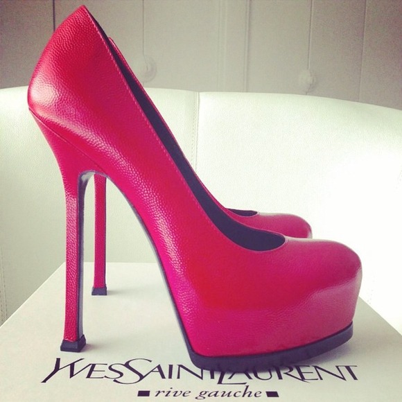 Profile Picture of Iryna Duinova (@love100) on Poshmark