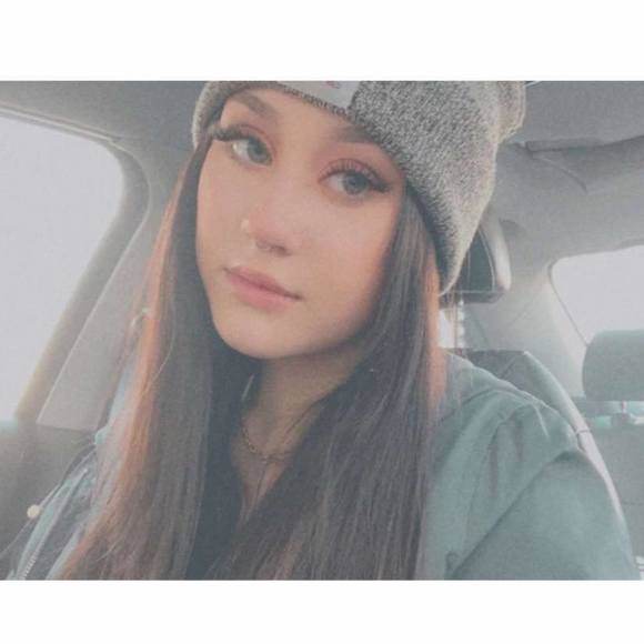 Profile Picture of Leah Talbot (@leahtalbot) on Poshmark