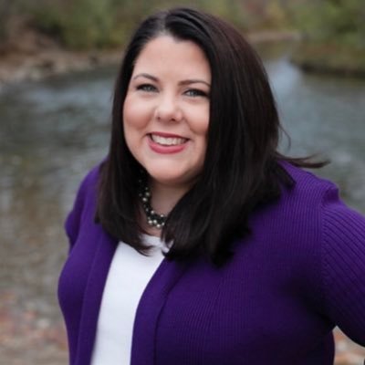 Profile Picture of Jennifer Flowers Kolf (@JMFlowers1014) on Twitter