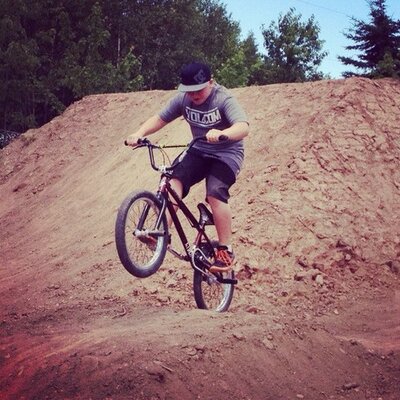 Profile Picture of Luke Dobmeier (@lukedob) on Twitter