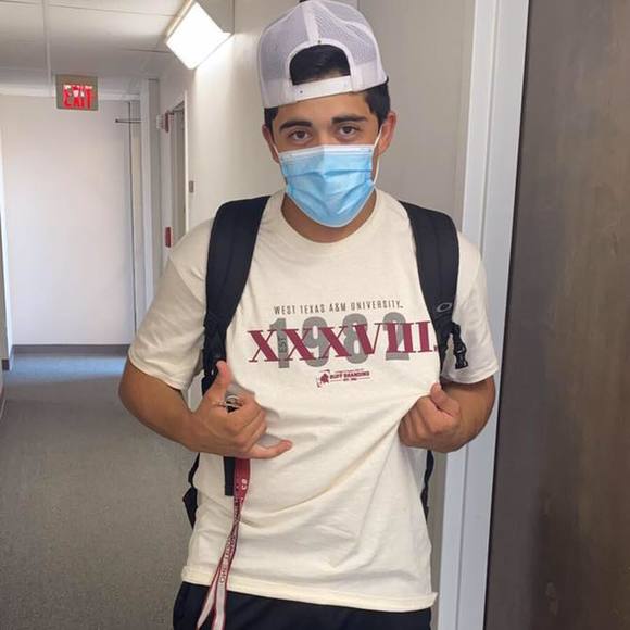 Profile Picture of Seth Lopez (@sethlopez) on Poshmark